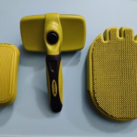 ENUKYCOM Pet Grooming Kit, All-in-One Bathing Solution - Self Cleaning Slicker Brush for Dogs Cats plus Rubber Pet Bath Brushes for Grooming, DeShedding, Massage & Skin Care - Pet Silicone Shampoo Brush for Long & Short Hair Small Large Pets Dogs photo review