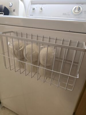 ENUKYCOM 6 XL Wool Dryer Balls & Magnetic Dryer Ball Holder XXL Size - Natural Fabric Softener, Reusable, Reduces Clothing Wrinkles and Saves Drying Time - Dryer Ball Container for Laundry Room Storage photo review