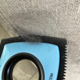 2025 Pet Hair Remover Brush for Car, Couch, Carpet, Clothes – Reusable Pet Hair Removal Tool for Dog & Cat Fur – Manual Scraper Cleaner for Furniture & Upholstery – Portable Pet Fur Brush photo review